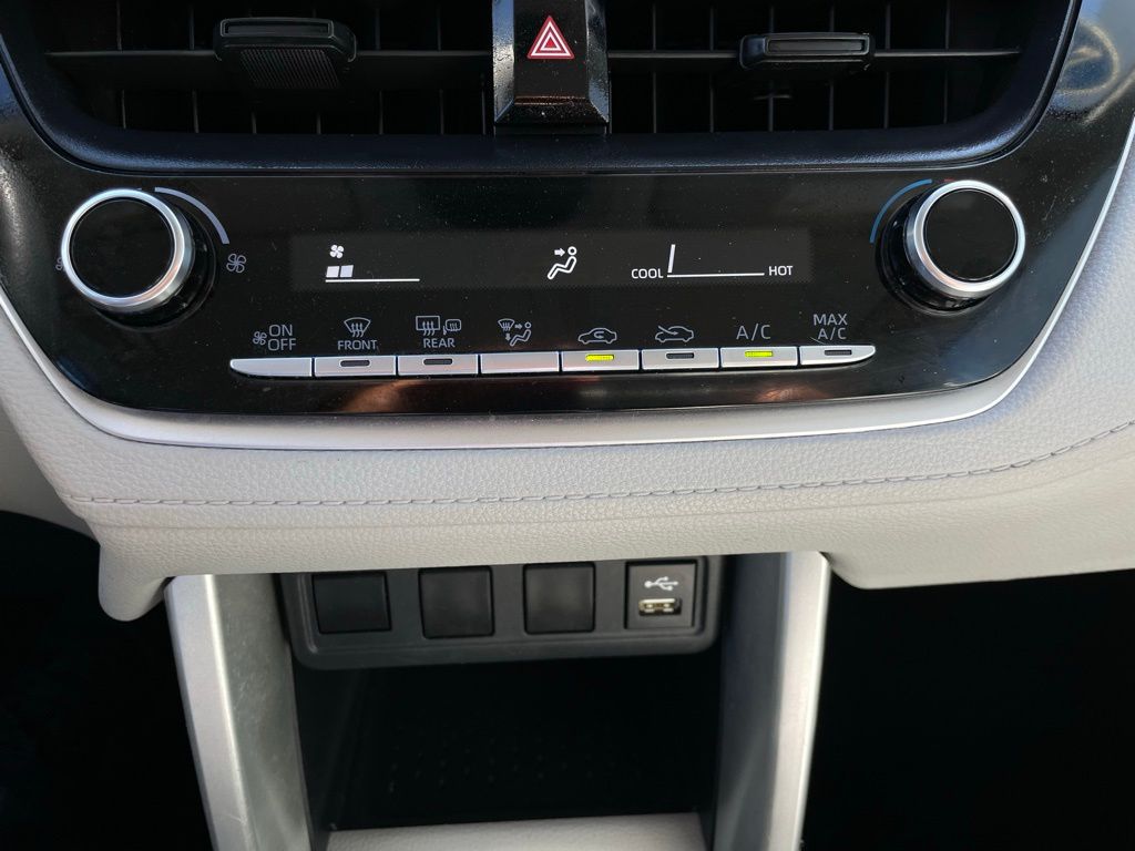 2022 Toyota Corolla Cross L 19