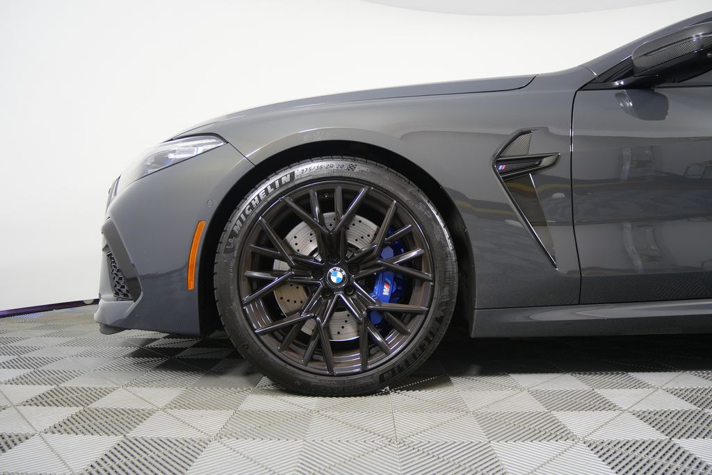 Thumbnail: 2022 BMW M8 - 9