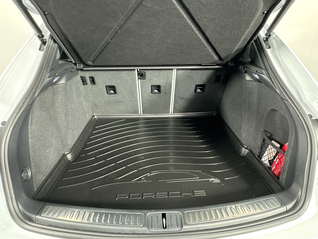 Used Car 2024 Porsche Macan  Base For Sale Under $60,000 In Austin, Texas