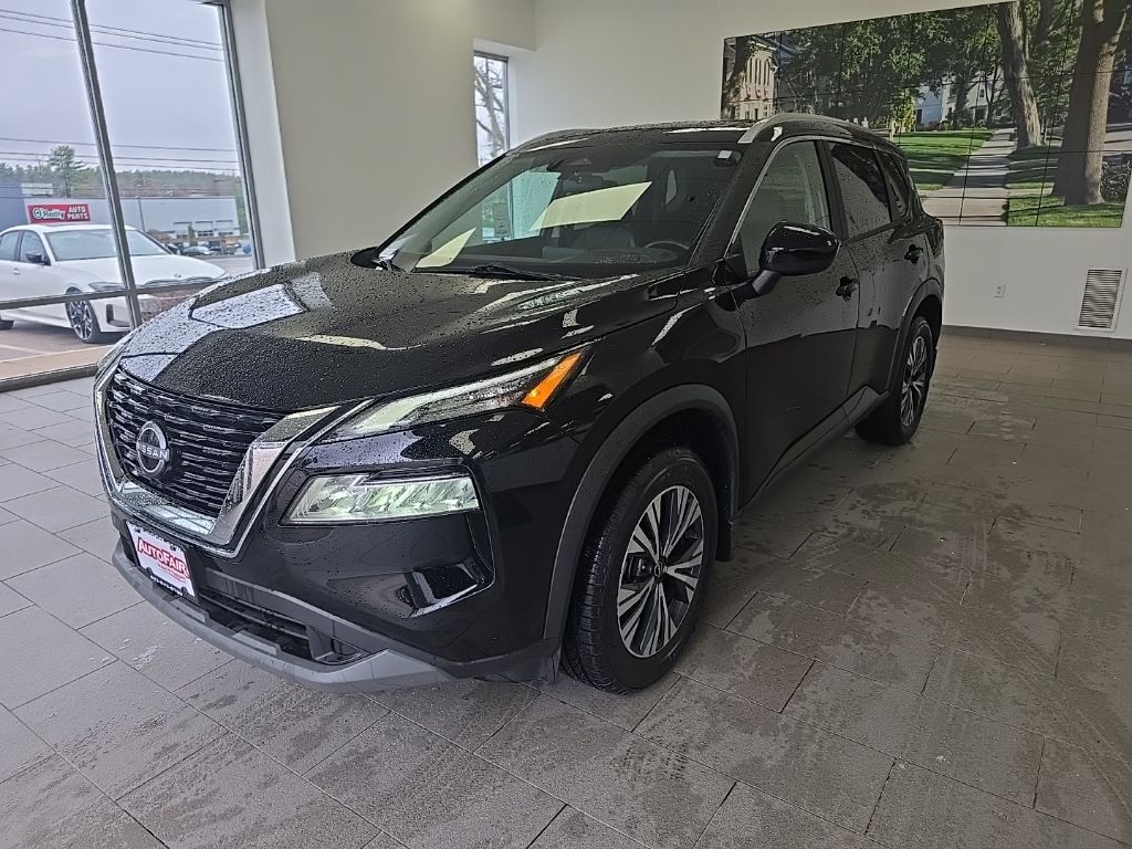 View vehicle photo 3