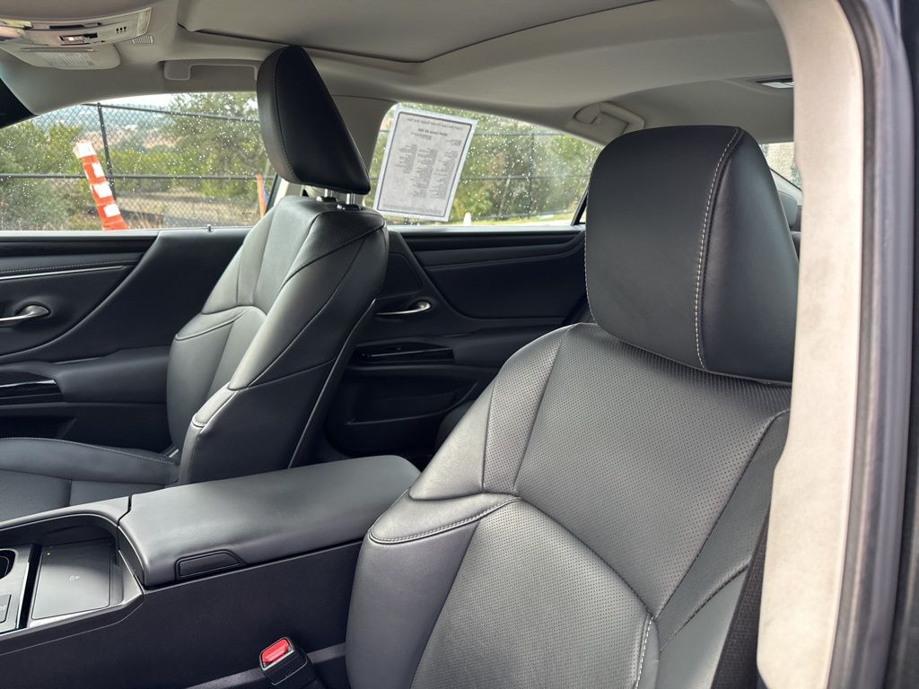 Used Car 2024 Lexus Es  350 For Sale Under $50,000 In Austin, Texas