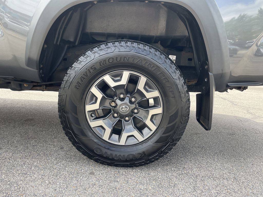 Used 2018 Toyota Tacoma Truck