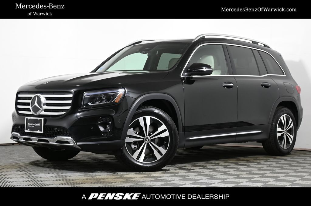 2025 Mercedes-Benz GLB 250 Hero Image