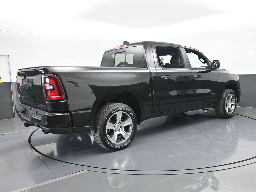 New 2026 Diamond Black Crystal Pearlcoat Ram Express image 6