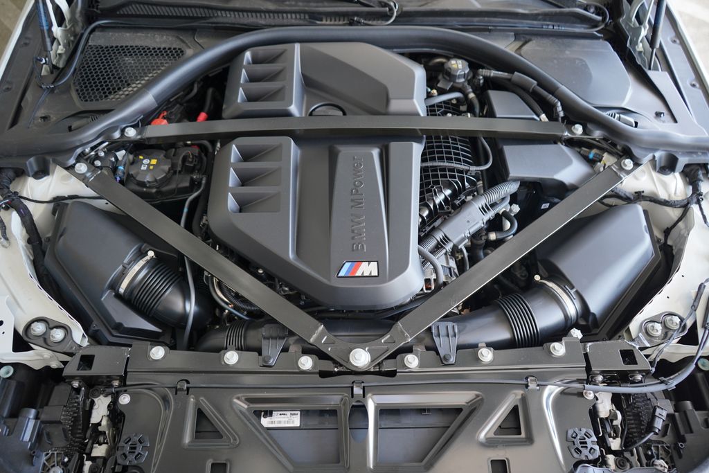 Thumbnail: 2025 BMW M2 - 22