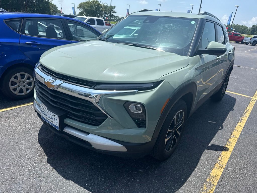 2025 Chevrolet Trailblazer Verde (Cacti Green) SUV/Crossover Tracción delantera Transmisión variable continua