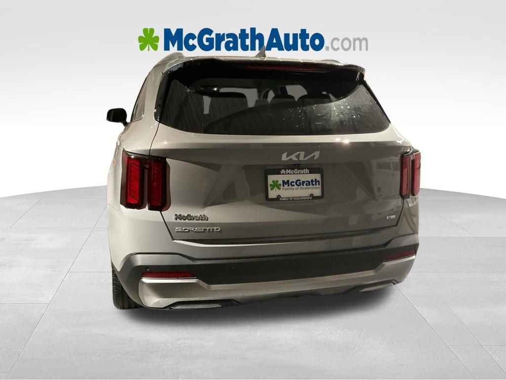 New 2026 Gray Kia EX image 4