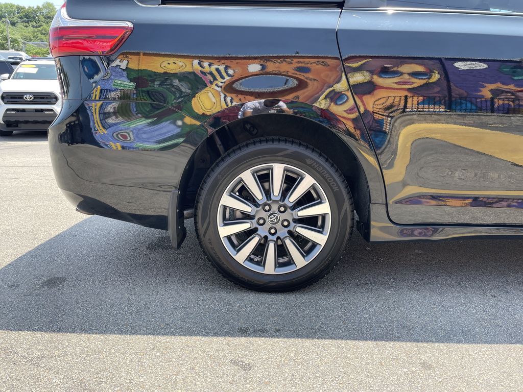 Used 2020 Toyota Sienna Van