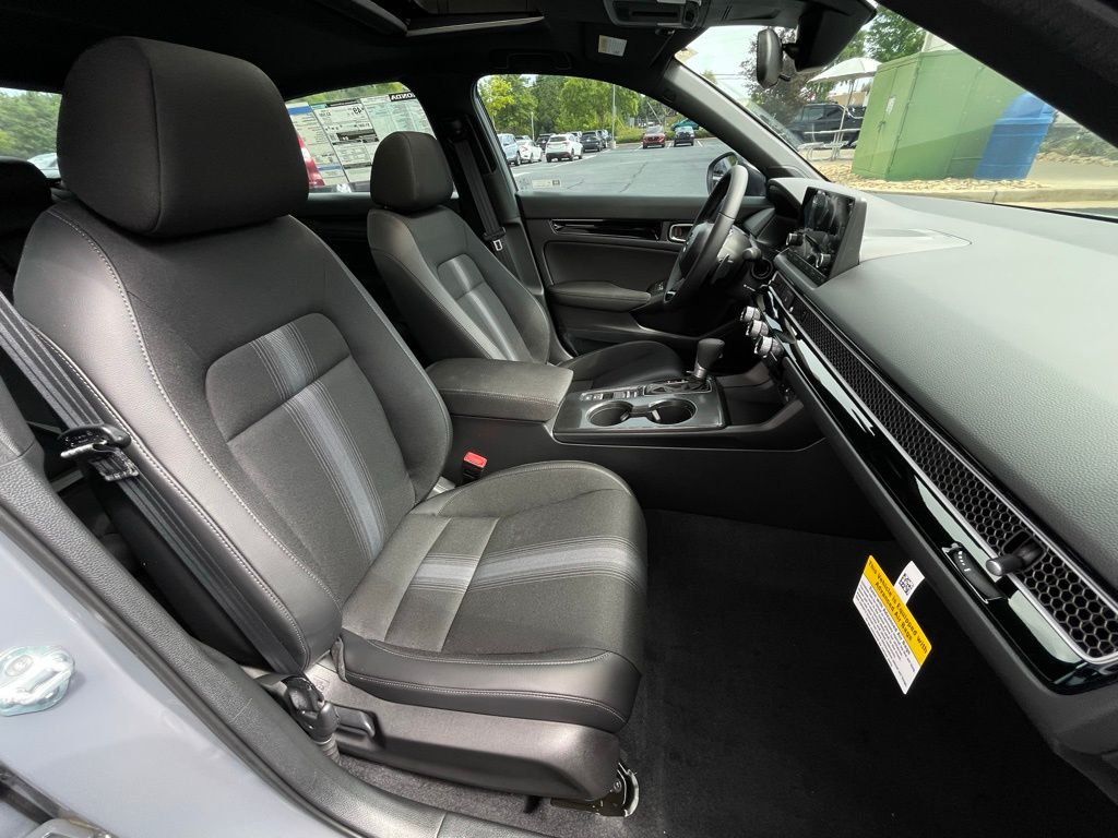 Thumbnail: 2026 Honda Civic - 32