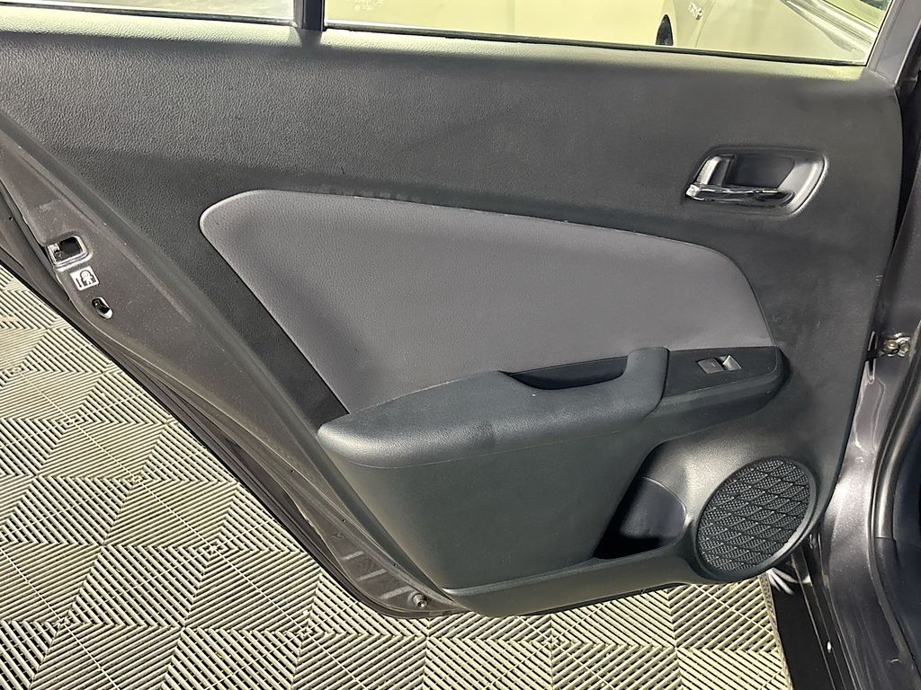 2021 Toyota Prius L
