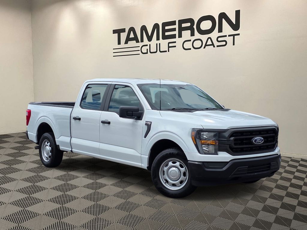 Oxford White 2023 Ford F-150 Pickup Truck 4X2 Automatic