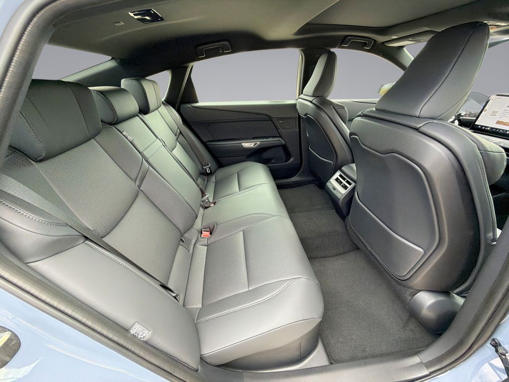 Thumbnail: 2026 Lexus ES - 17