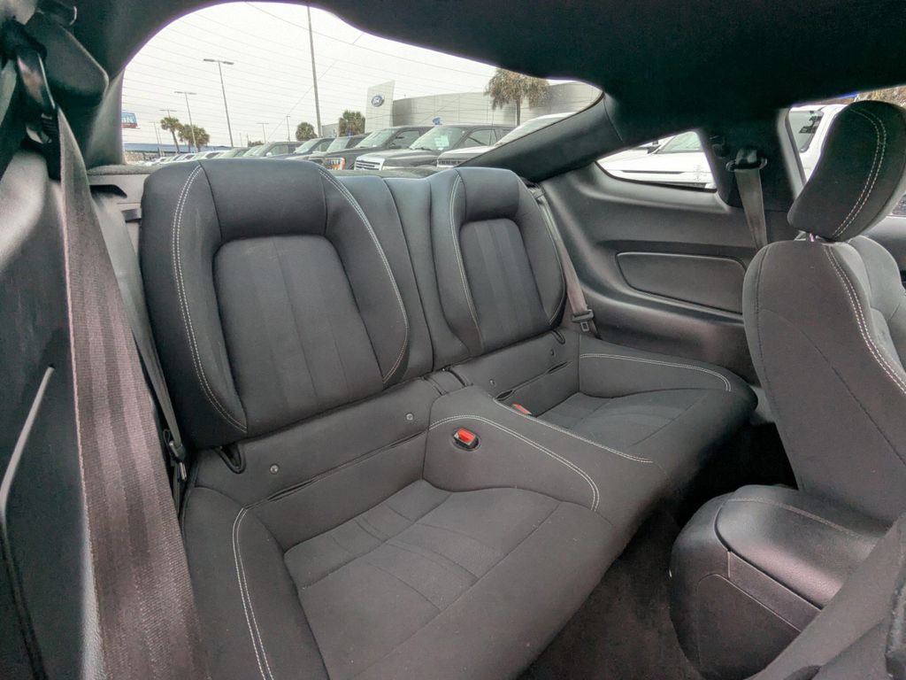 2021 Ford Mustang EcoBoost Fastback