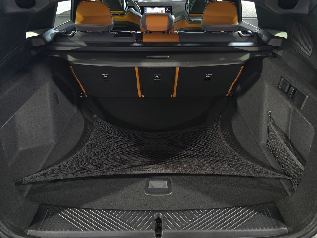 Thumbnail: 2025 BMW X3 - 29