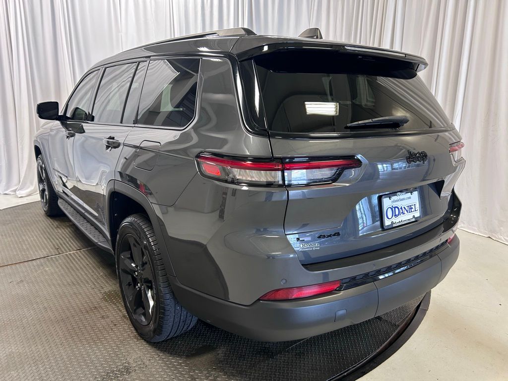 used 2022 Jeep Grand Cherokee L car, priced at $26,284