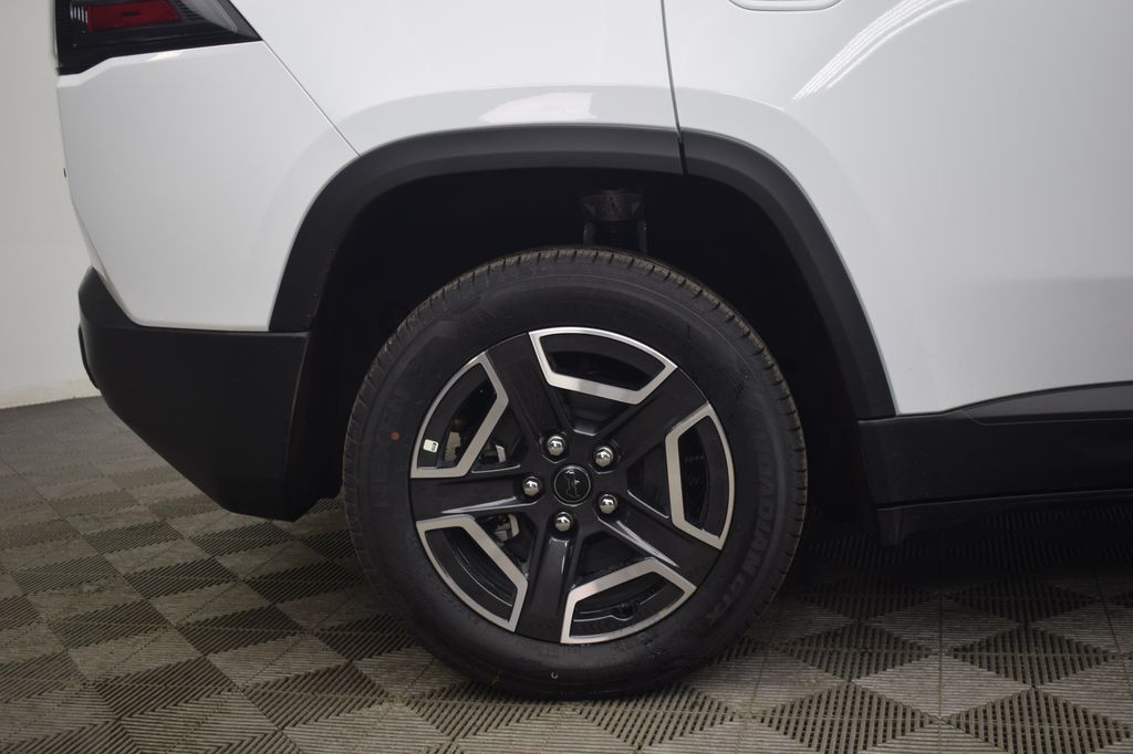 new 2026 Jeep Cherokee car, priced at $42,762