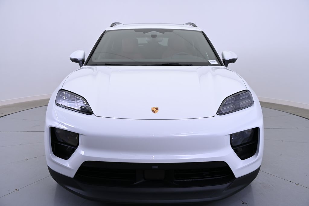 Thumbnail: 2025 Porsche Macan - 8