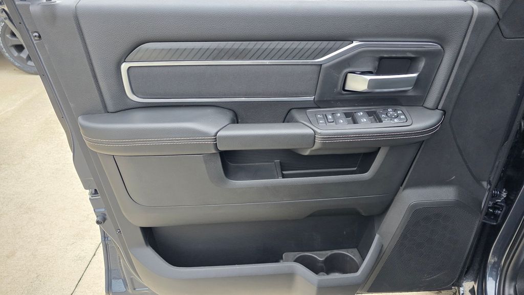 2026 RAM 2500 Big Horn - Photo 21