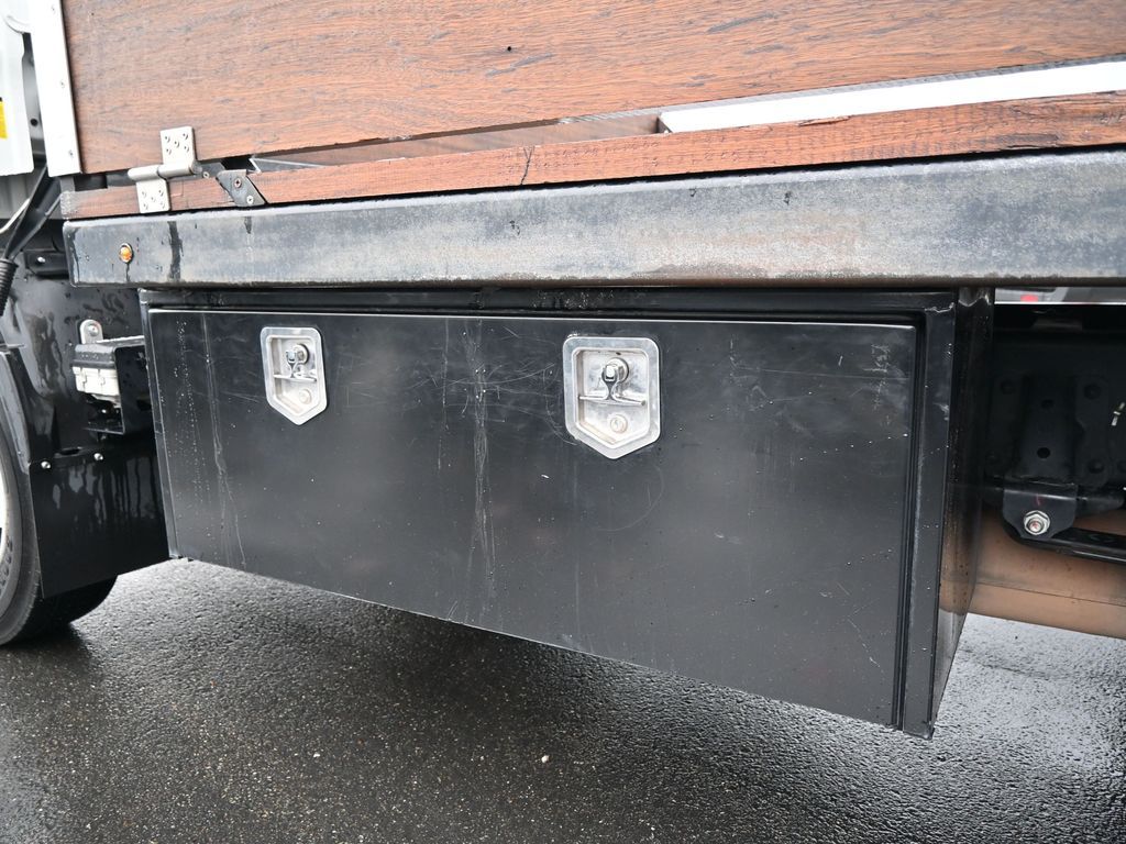 2024 Isuzu NPR HD 
