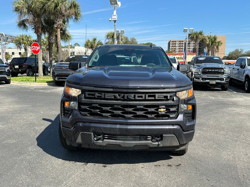 2022 Chevrolet Silverado 1500 Custom 3