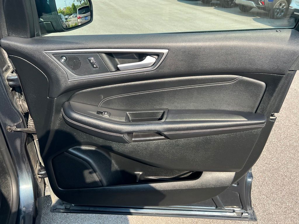Used 2022 Ford Edge SUV