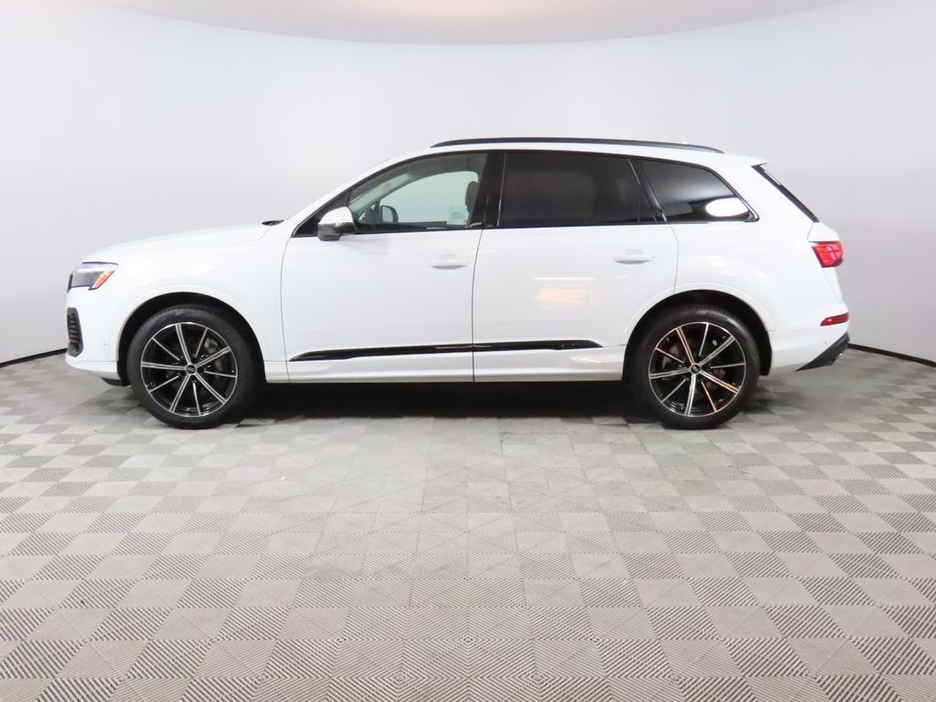 Thumbnail: 2026 Audi Q7 - 2