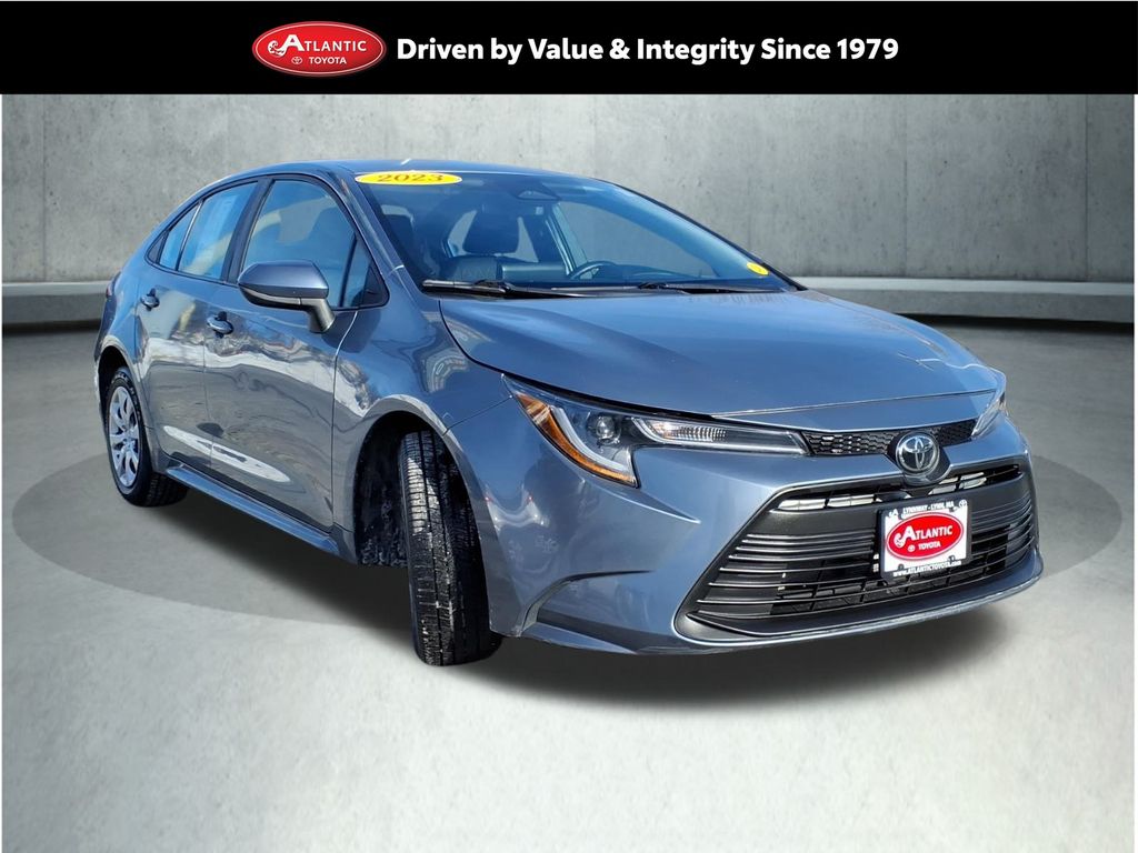 2023 Toyota Corolla LE