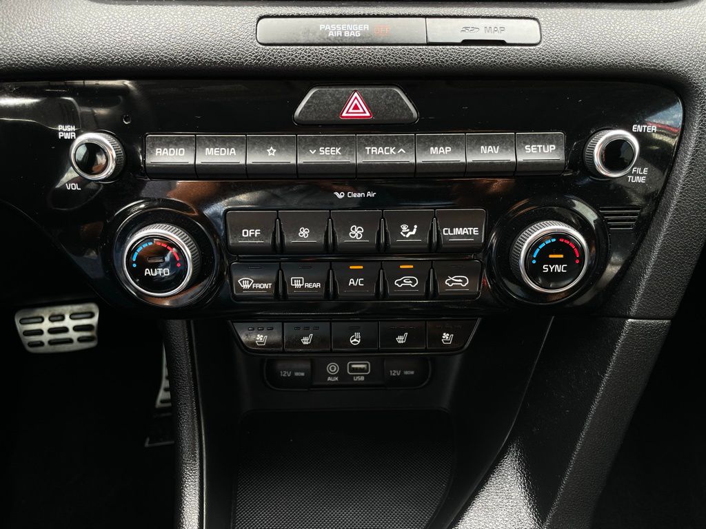 2018 Kia Sportage SX 17