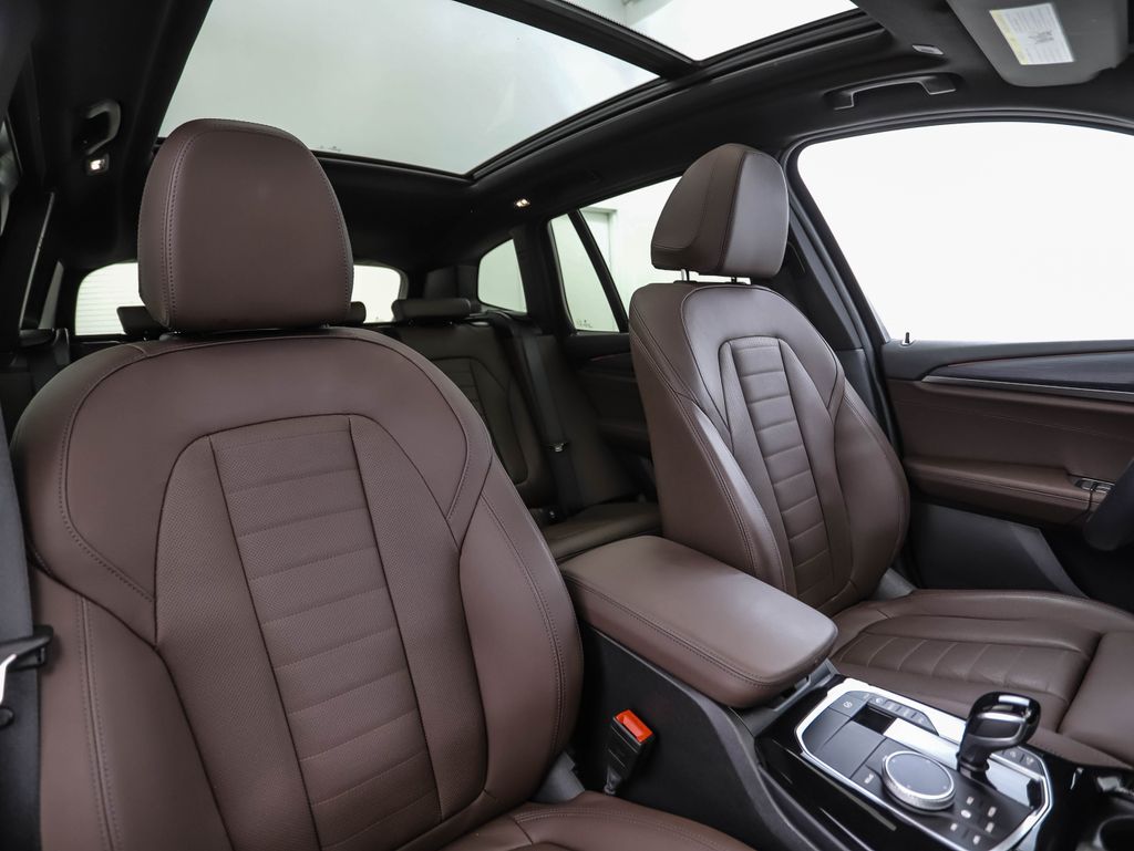 Thumbnail: 2024 BMW X3 - 32