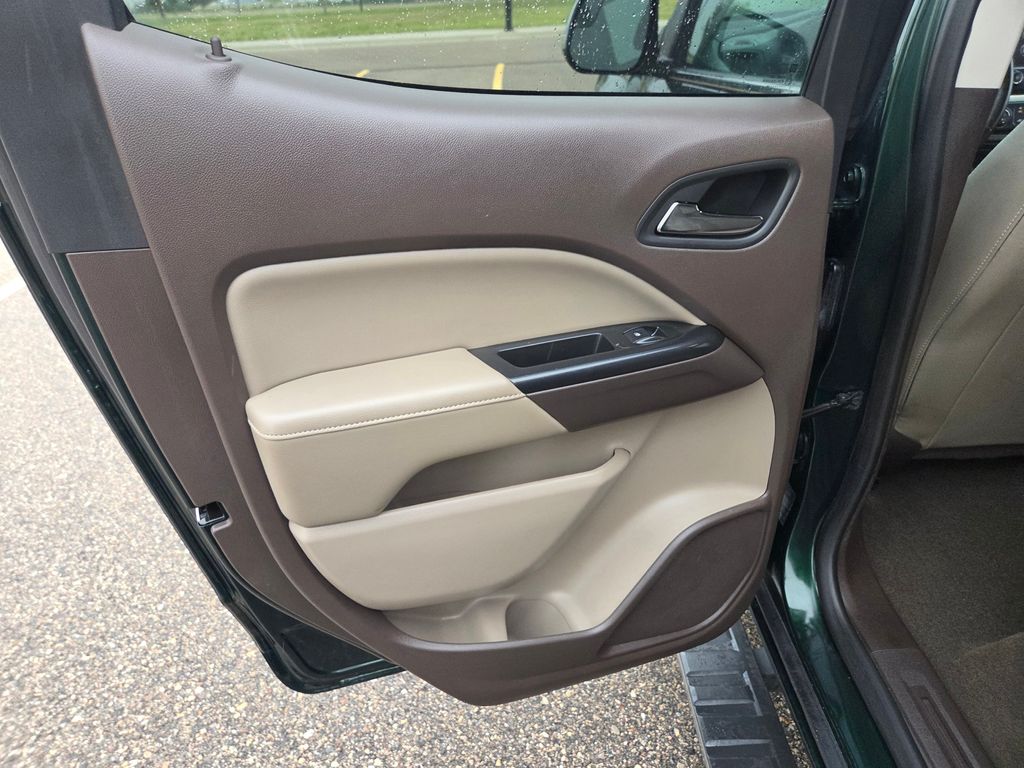 2016 GMC Canyon SLT