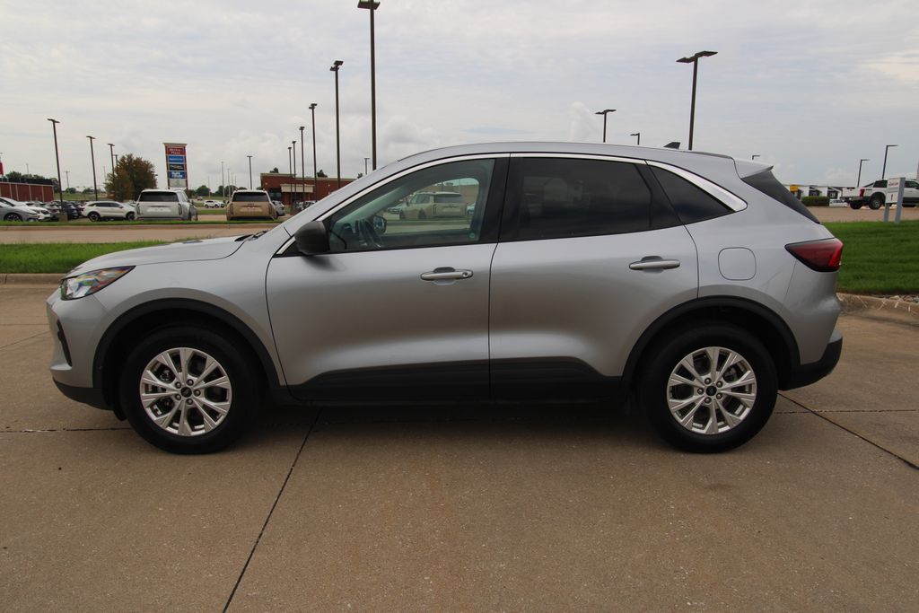 Used 2024 Ford Escape SUV