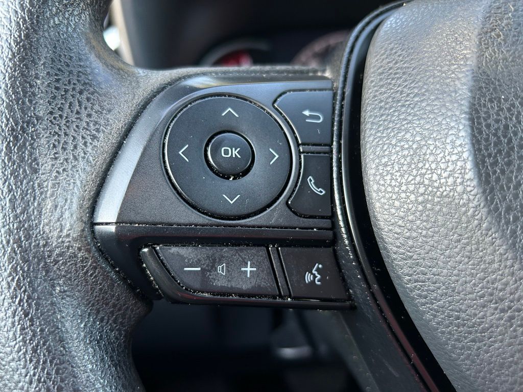 Thumbnail: 2023 Toyota RAV4 - 18