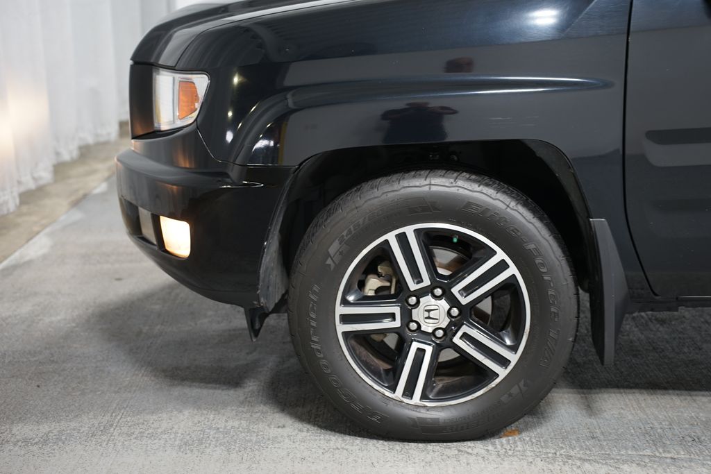 2014 Honda Ridgeline Sport 5