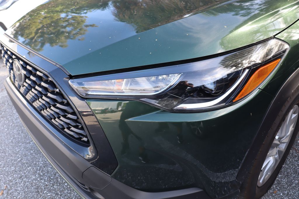 Thumbnail: 2025 Toyota Corolla Cross - 3