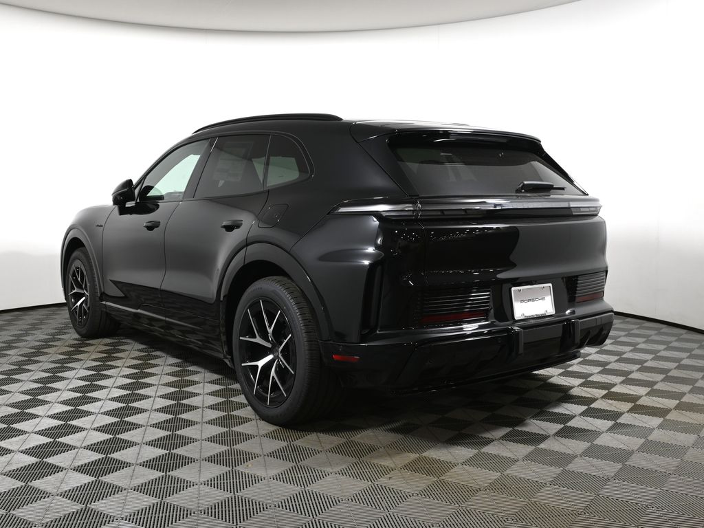 Thumbnail: 2026 Porsche Cayenne - 3