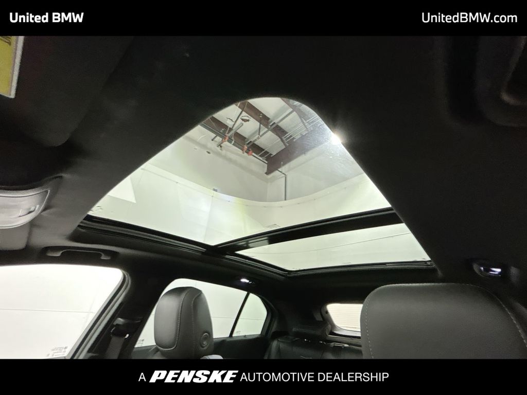Thumbnail: 2024 Cadillac XT4 - 19