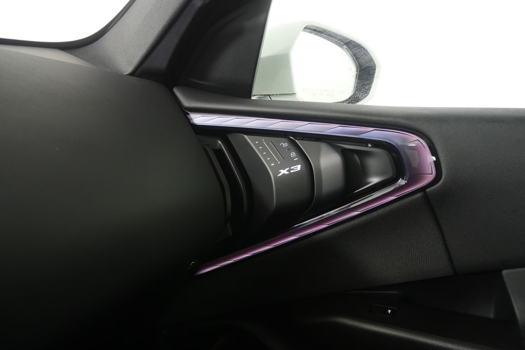 Thumbnail: 2025 BMW X3 - 26
