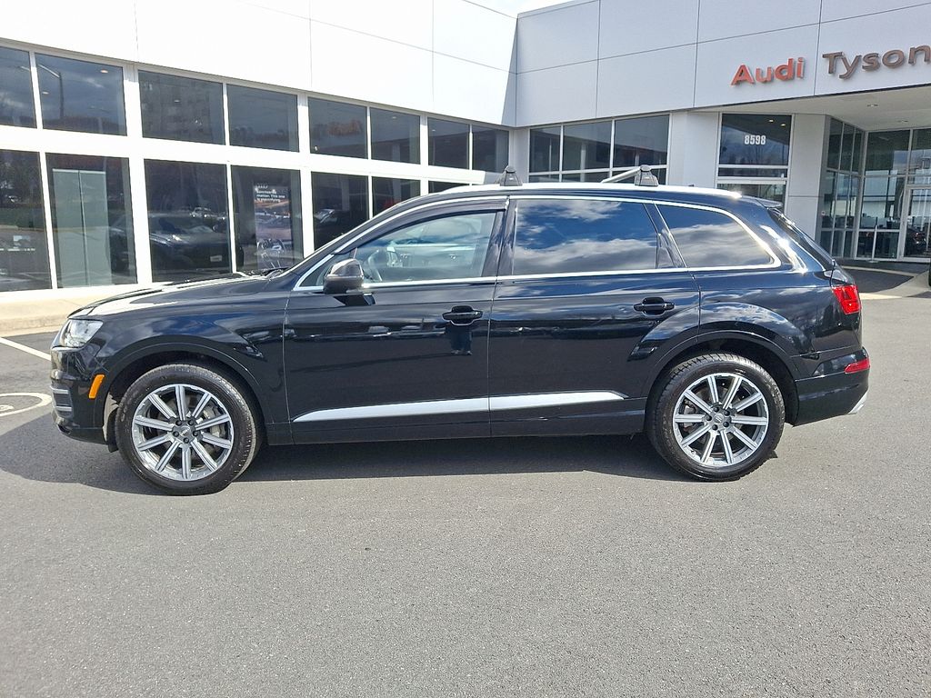 Thumbnail: 2017 Audi Q7 - 7