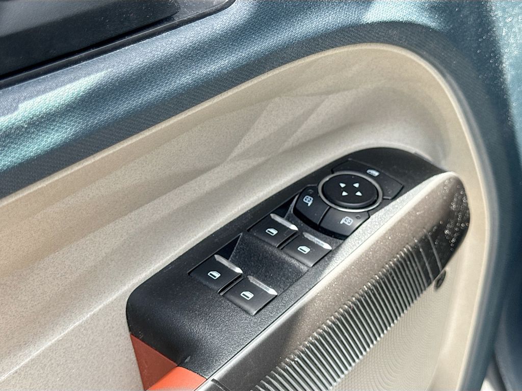 Used 2025 Gray Ford Lariat image 18