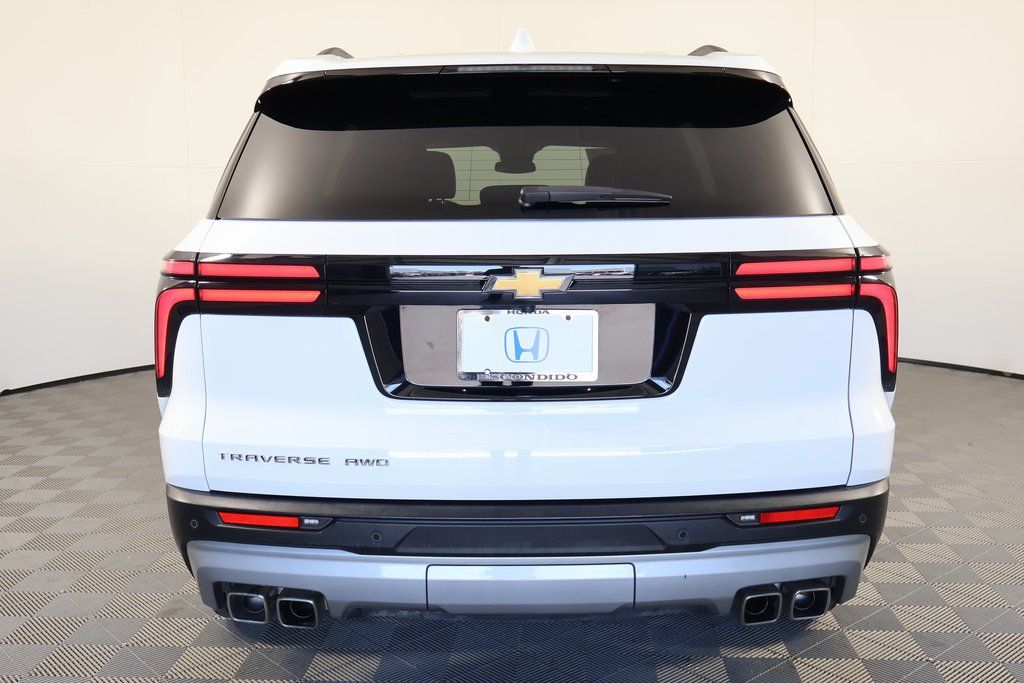 Thumbnail: 2025 Chevrolet Traverse - 5