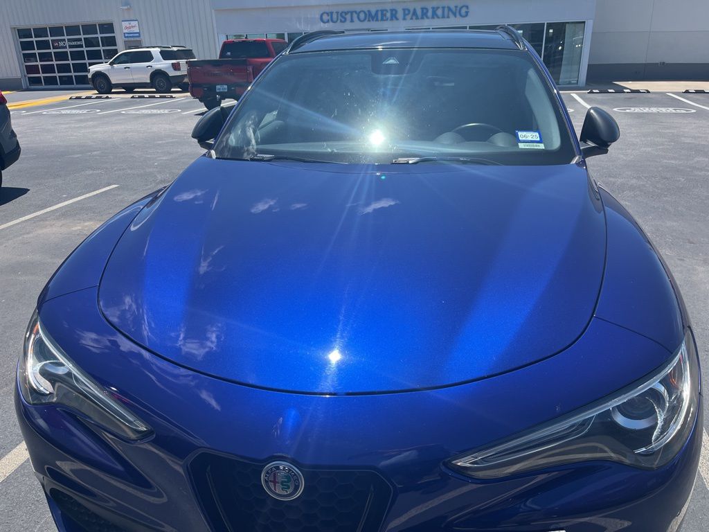 Thumbnail: 2020 Alfa Romeo Stelvio - 2