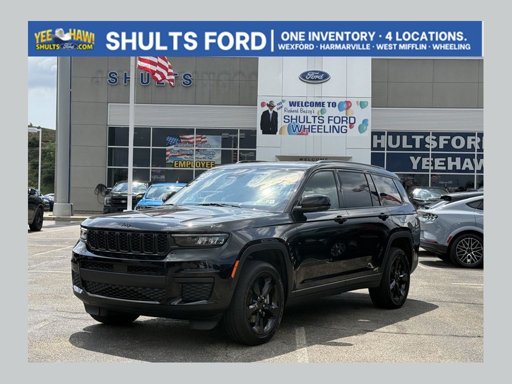 Diamond Black Crystal Pearlcoat 2023 Jeep Grand Cherokee L SUV / Crossover Four-Wheel Drive 8-Speed Automatic