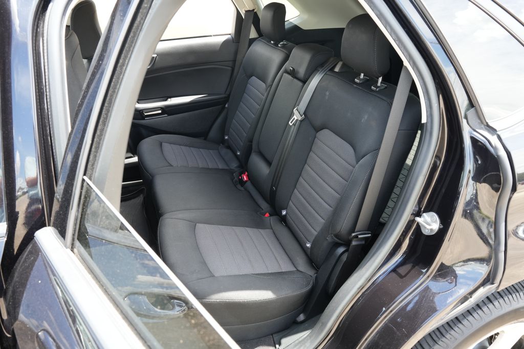 2021 Ford Edge SE Black at Bravo Nissan