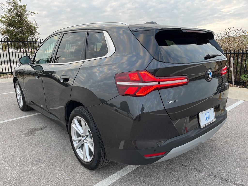 Thumbnail: 2025 BMW X3 - 6