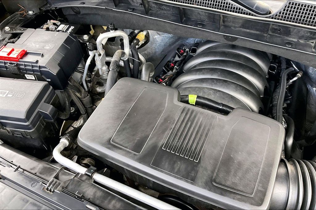 Used 2020 Chevrolet Silverado 1500 LT 4D Crew Cab