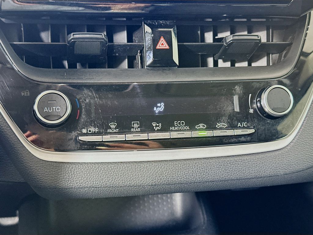 Thumbnail: 2024 Toyota Corolla - 16