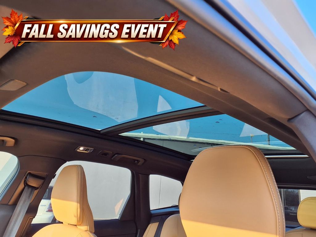 2021 Volvo XC60 T5 Inscription White at DeMontrond Auto Country
