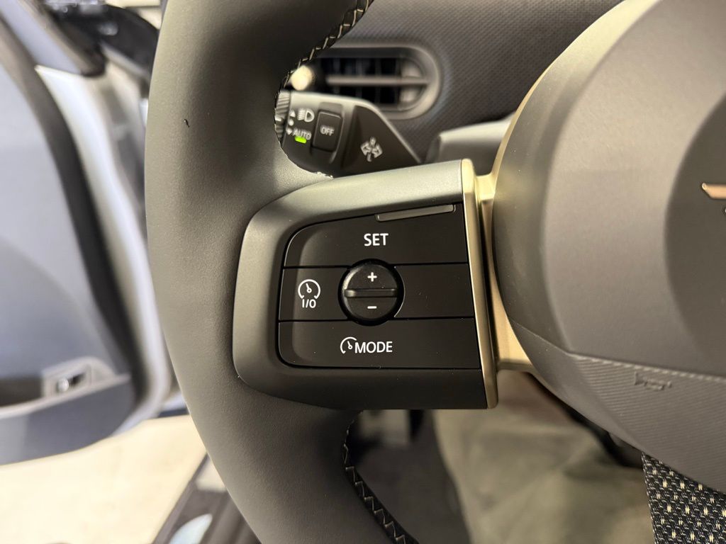 Thumbnail: 2026 MINI Cooper - 11