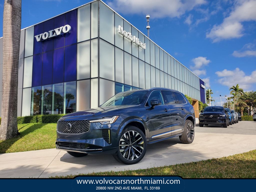 2026 Volvo XC90 B6 Plus 7-Seater
