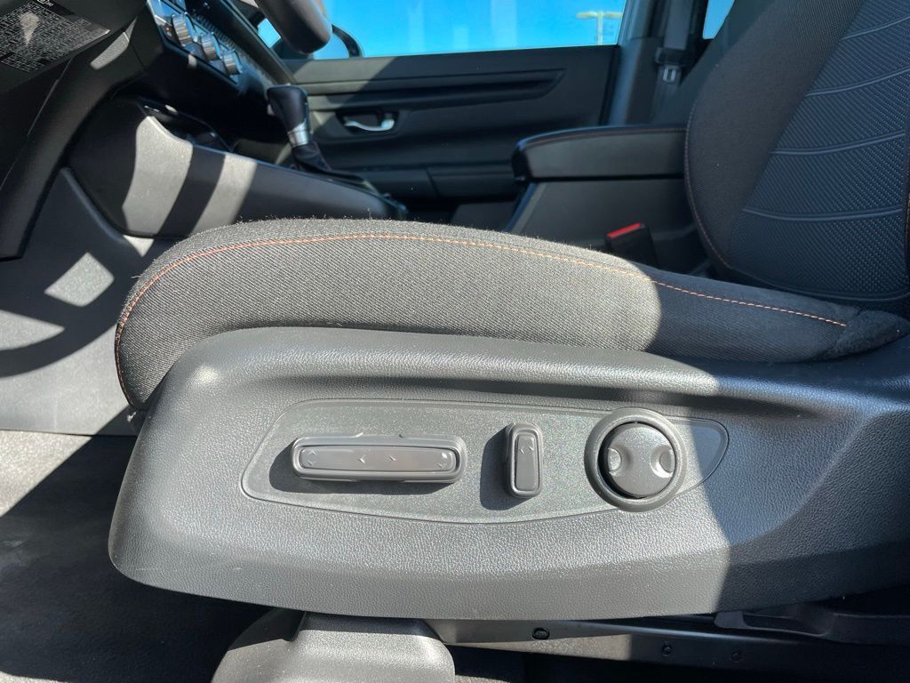 Thumbnail: 2026 Honda CR-V - 25